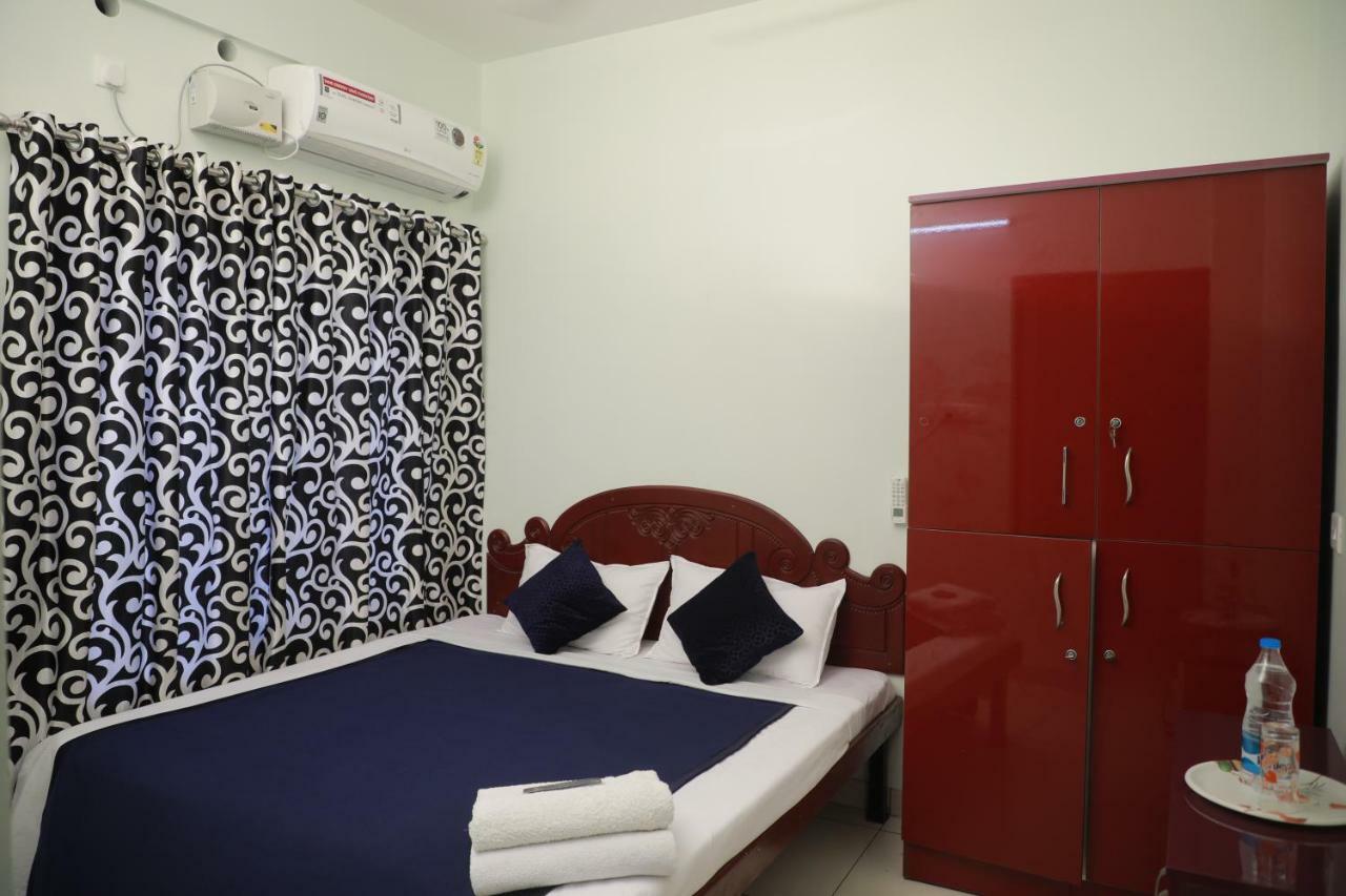 Pavithram Residency Bed and Breakfast Kollam Buitenkant foto