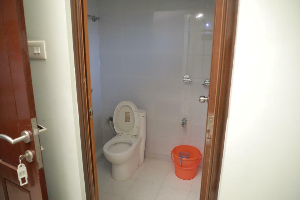 Pavithram Residency Bed and Breakfast Kollam Buitenkant foto