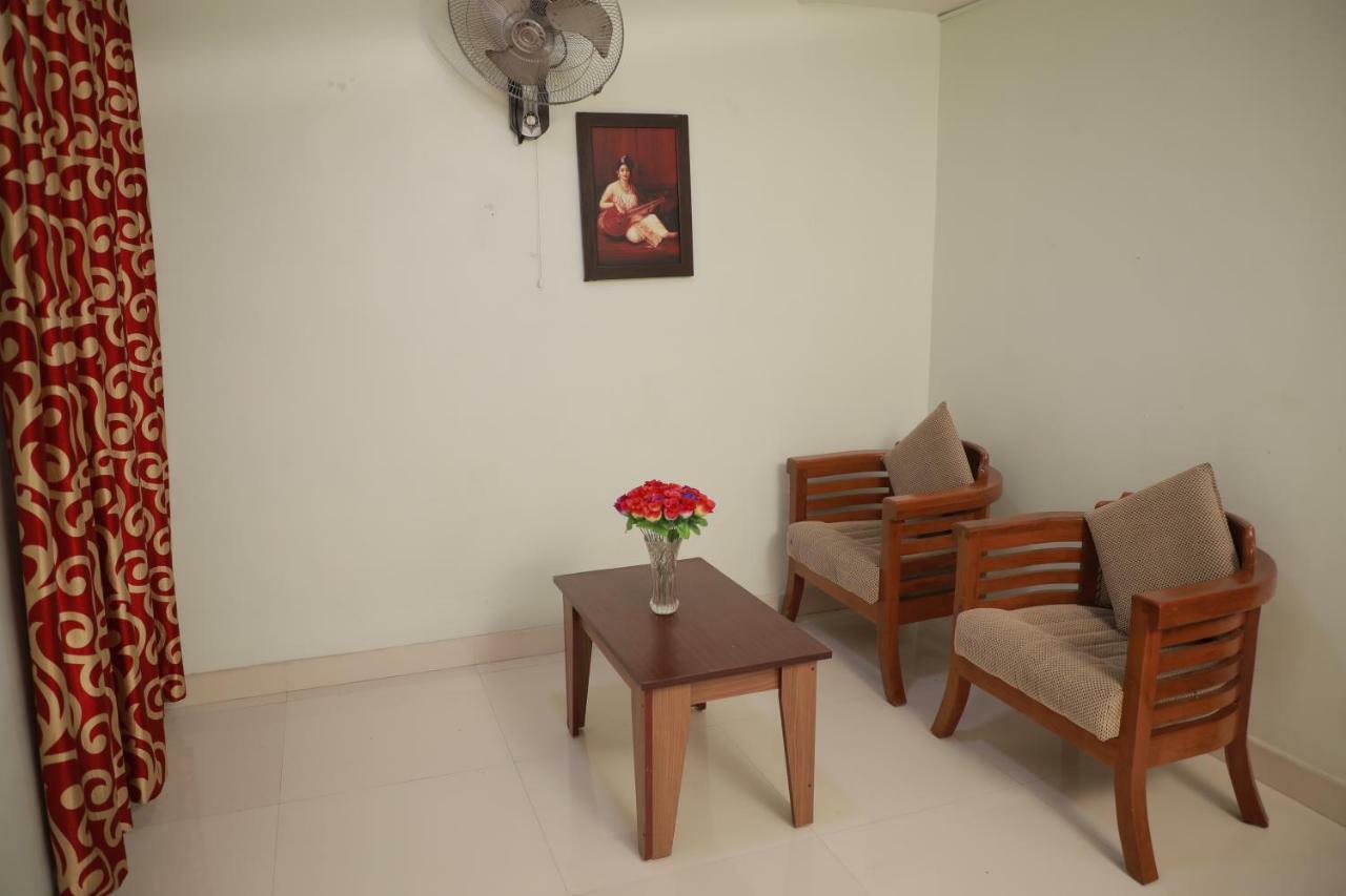 Pavithram Residency Bed and Breakfast Kollam Buitenkant foto