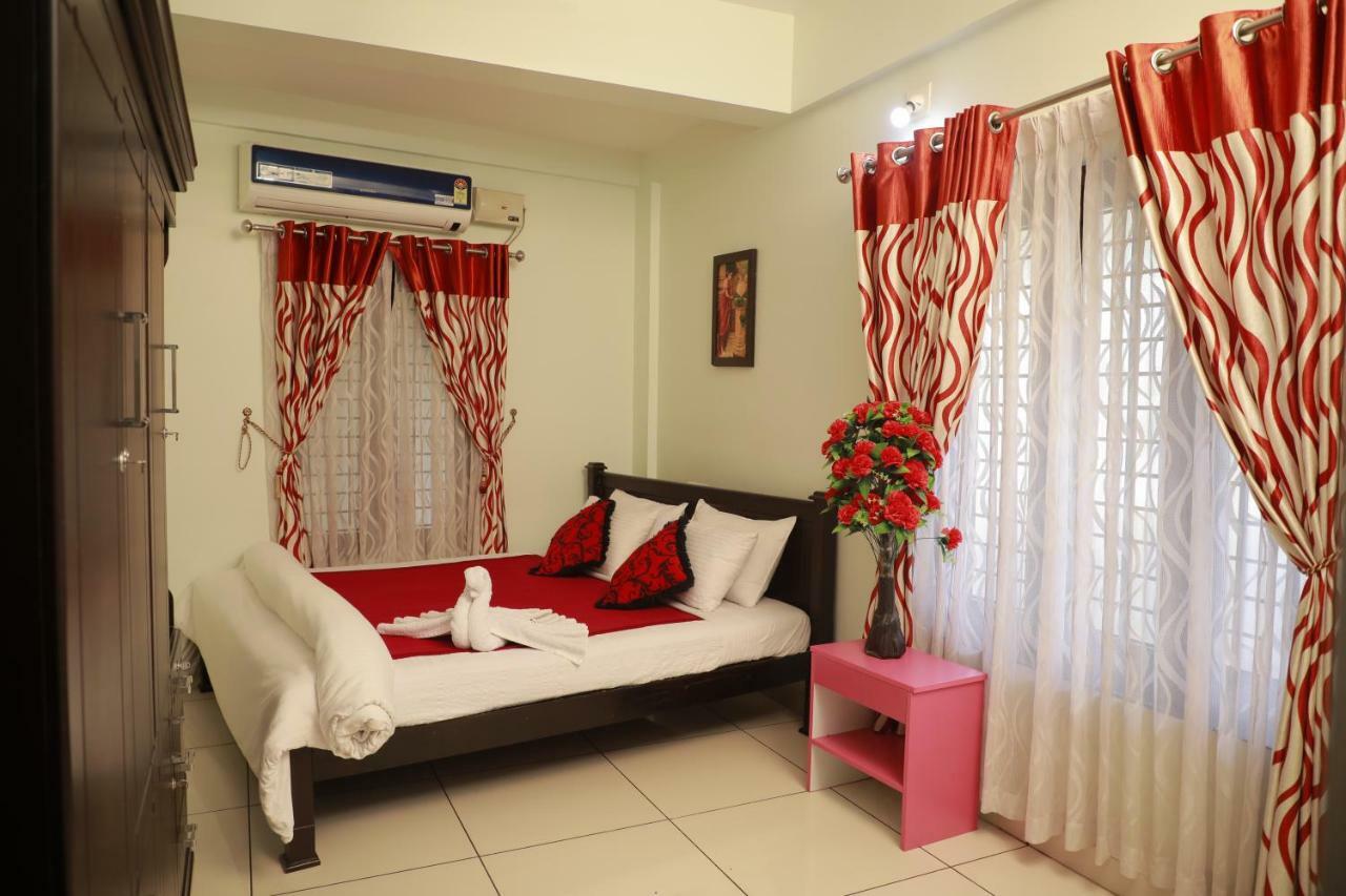 Pavithram Residency Bed and Breakfast Kollam Buitenkant foto