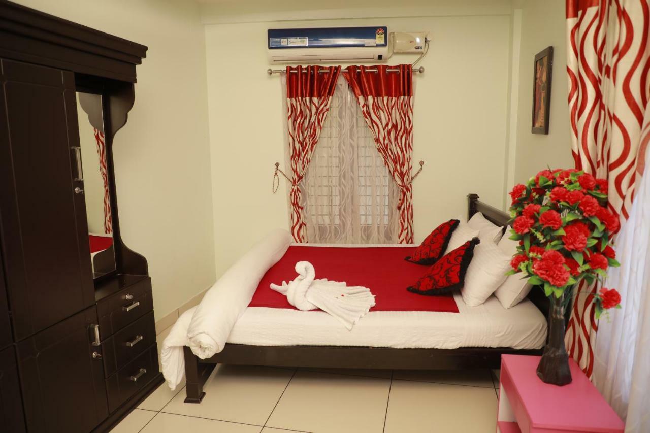 Pavithram Residency Bed and Breakfast Kollam Buitenkant foto