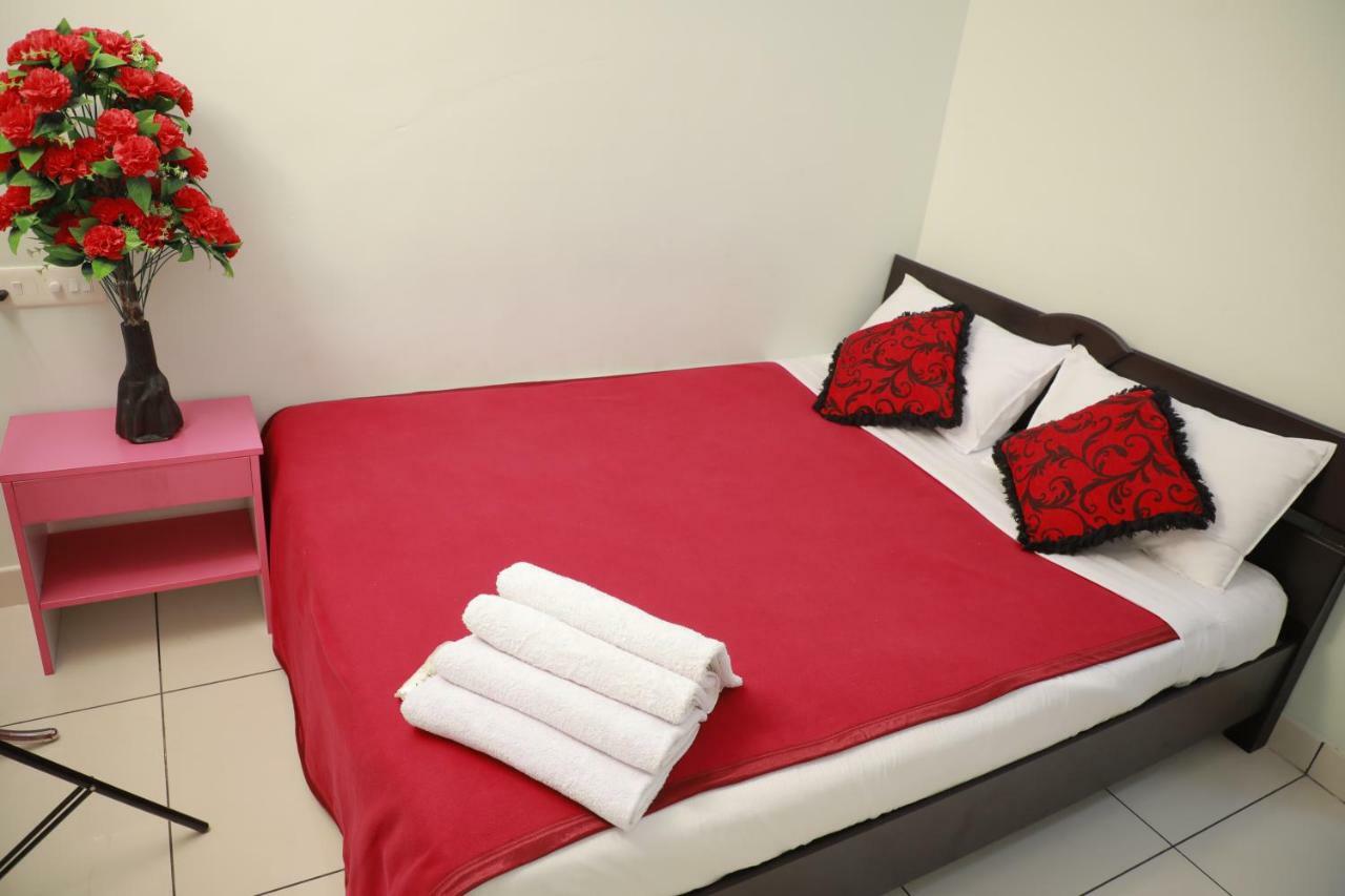 Pavithram Residency Bed and Breakfast Kollam Buitenkant foto
